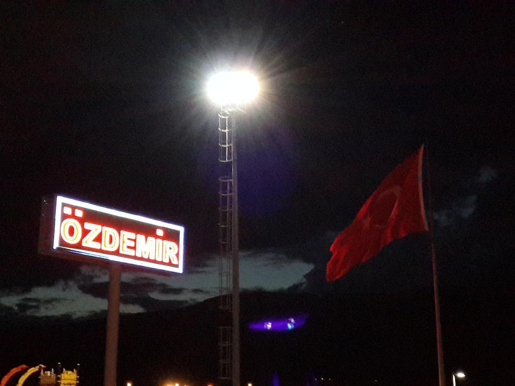 Ozdemir Hotel Pamukova Exterior photo